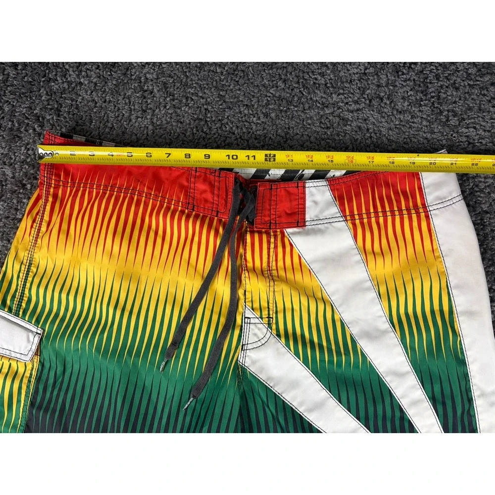 Billabong Andy Irons Rising Sun Board Shorts Mens 44 Rasta Y2K M127JRIS
